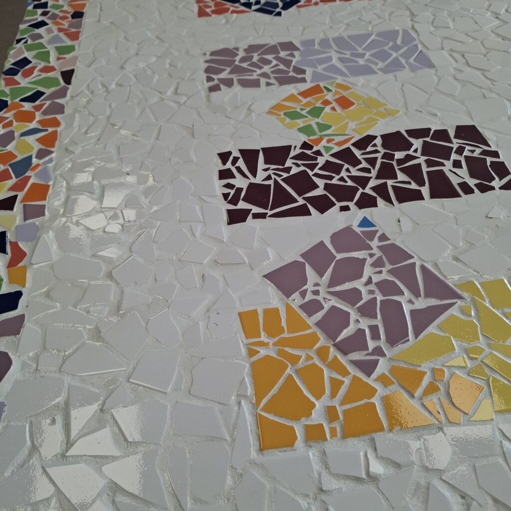 Detail van groot mozaïek project